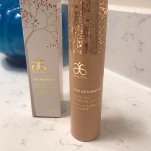 Arbonne RE9 Advanced Intensive Renewal Serum